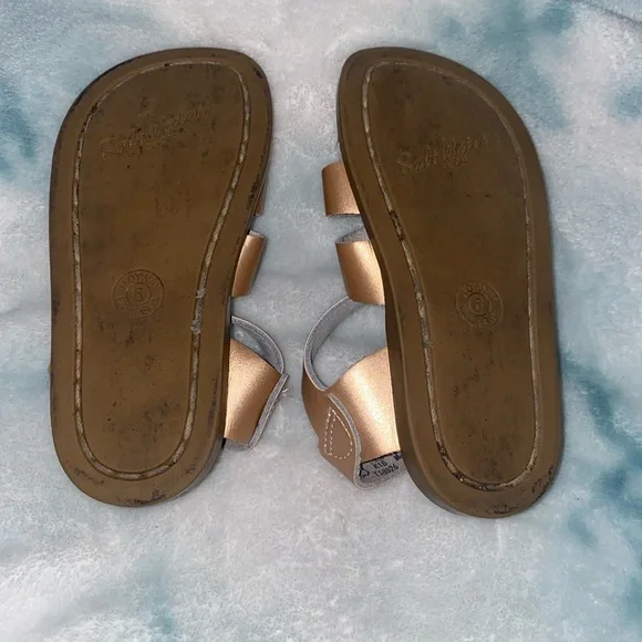 Toddler girl Saltwater sandals size 6 - Picture 3 of 7